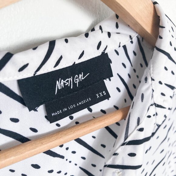 Nasty Gal Black and White Button Down Shirt - Picture 6 of 12